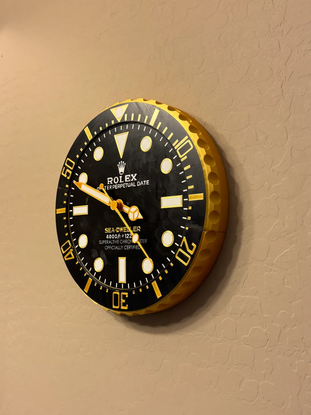 Deep-Sea Diver-Style Wall Clocks