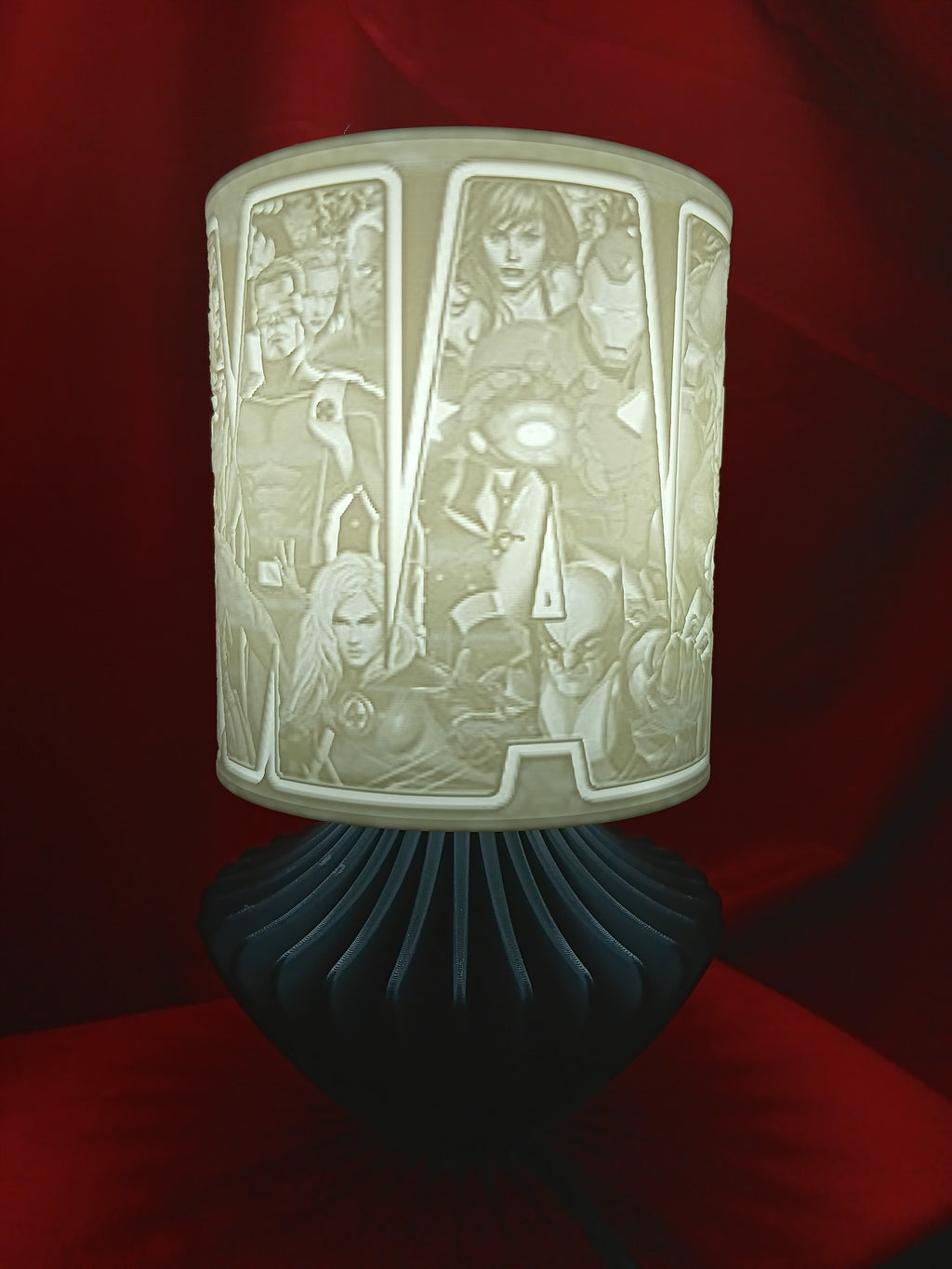Avengers Assemble 3D-Printed Lithophane Lamp