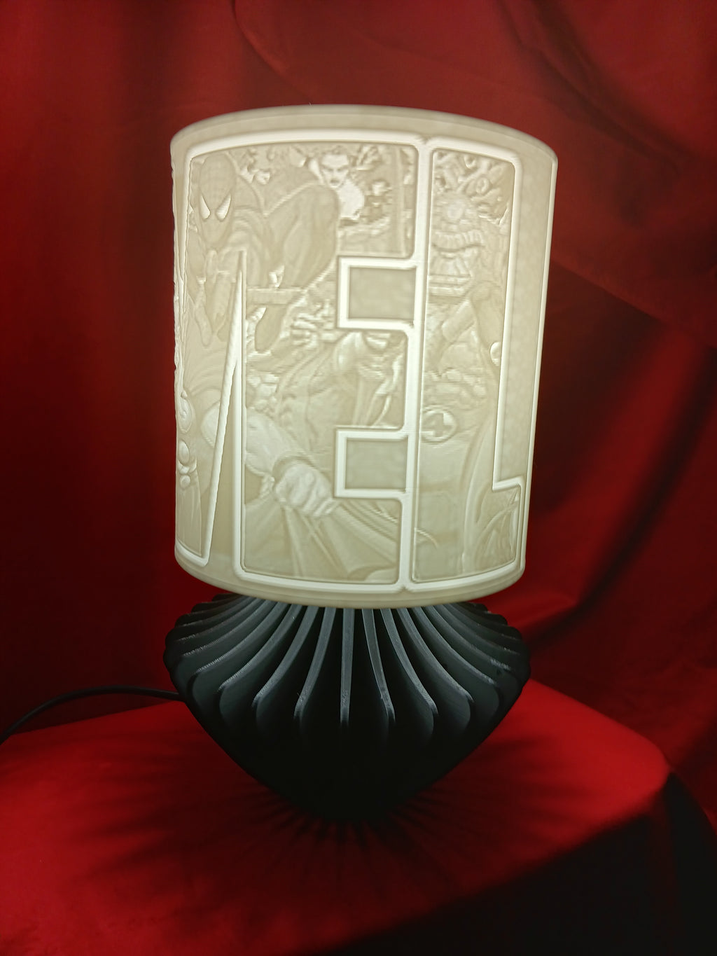 Avengers Assemble 3D-Printed Lithophane Lamp