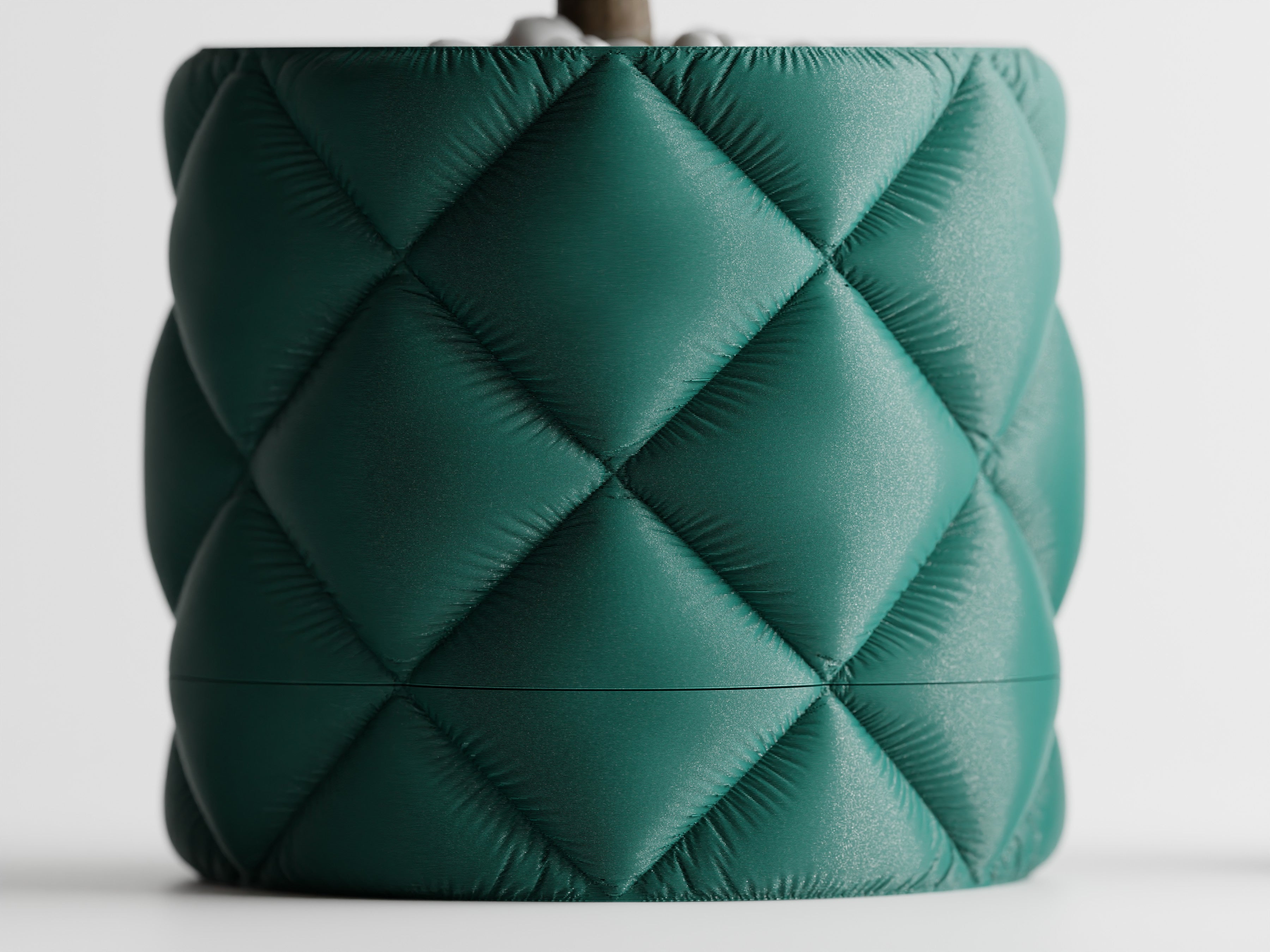 Circular Diamond Pattern Planter with Matching Drip Tray — Cushy Collection
