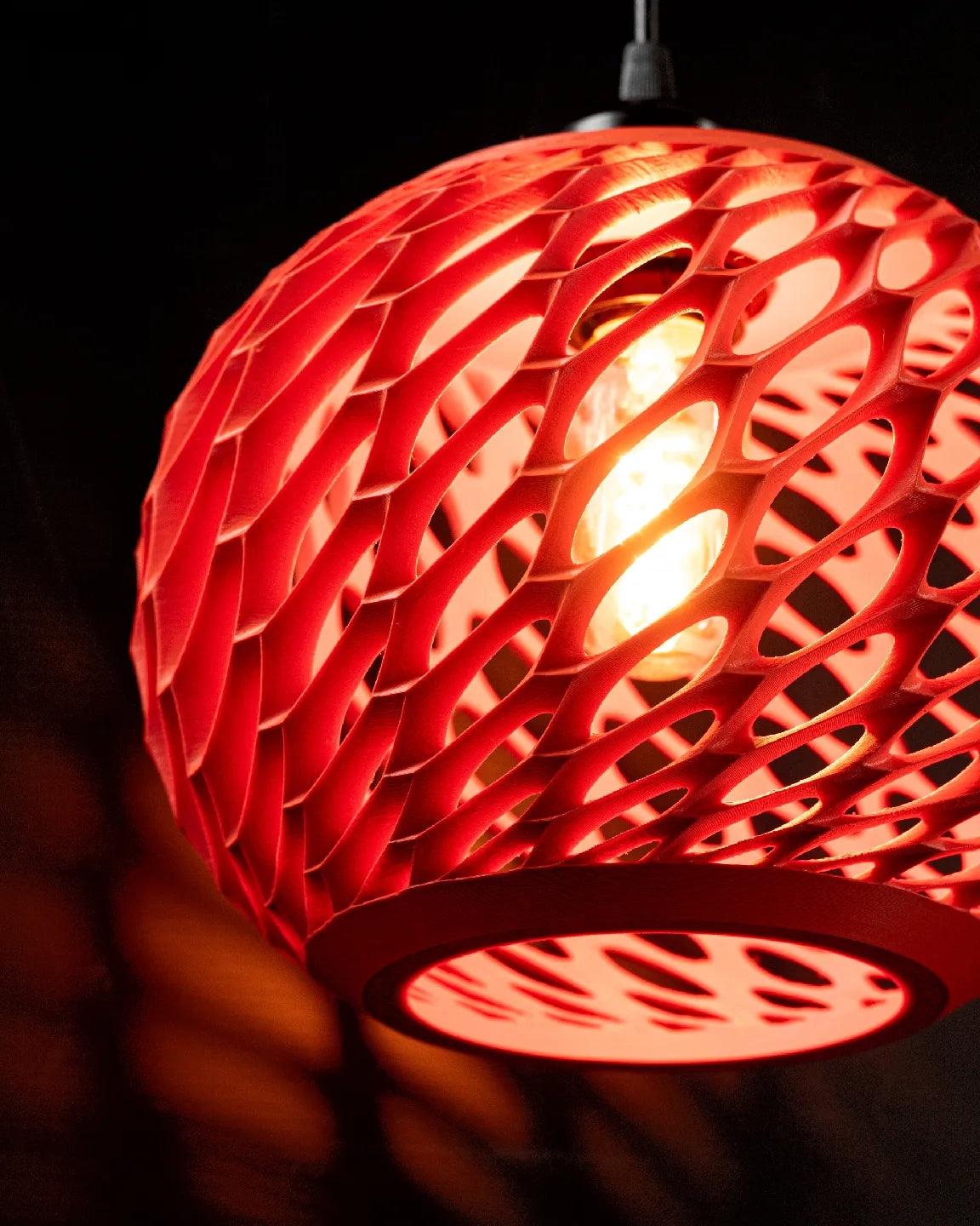 🔴 Emberlace Pendant Lamp – 3D Printed Light Shade