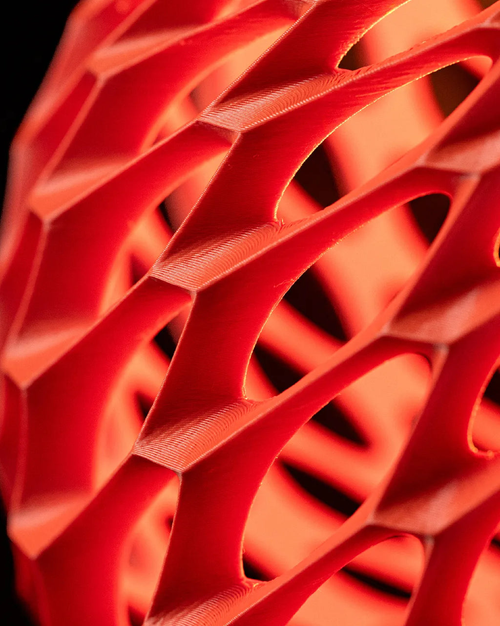 🔴 Emberlace Pendant Lamp – 3D Printed Light Shade