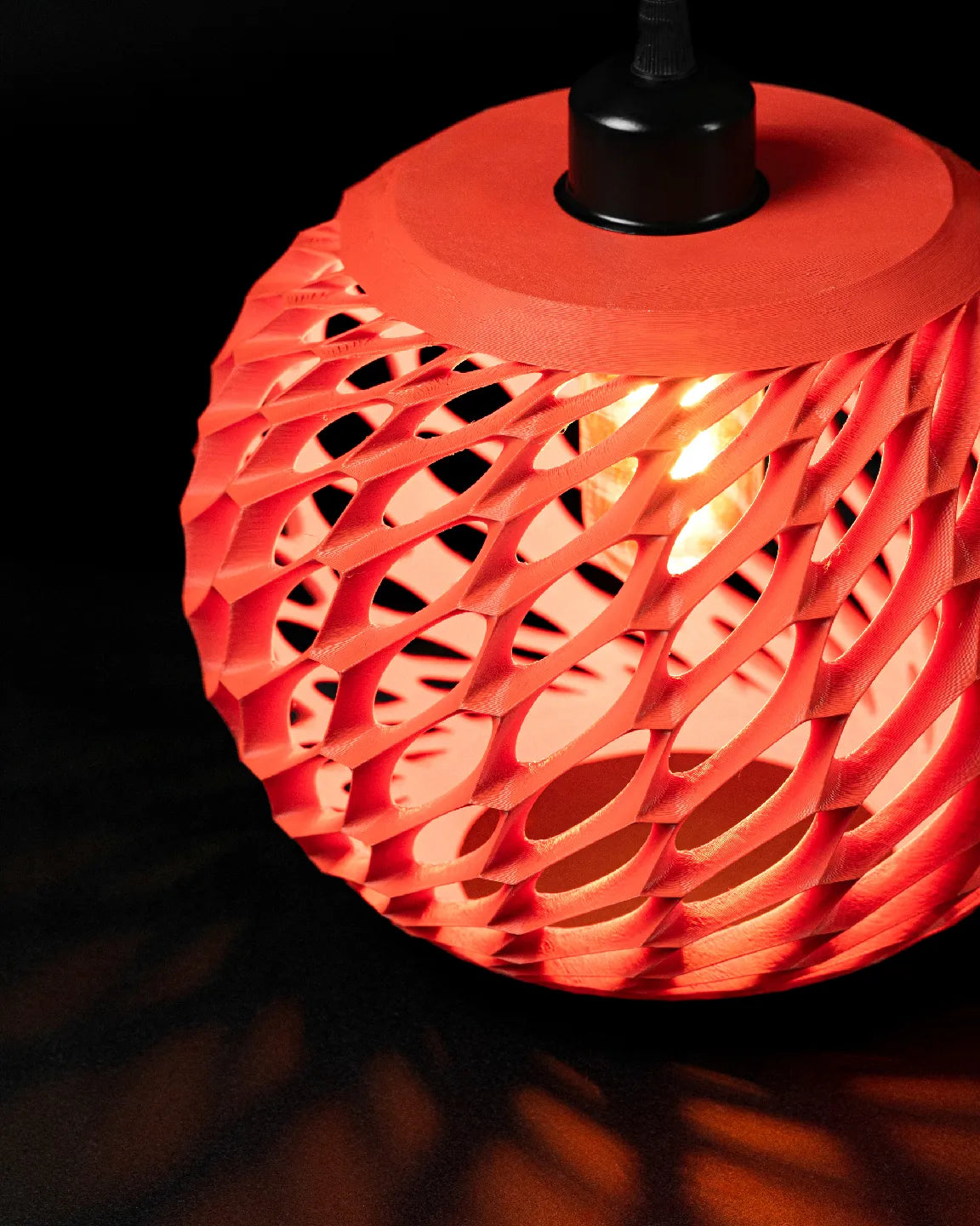 🔴 Emberlace Pendant Lamp – 3D Printed Light Shade