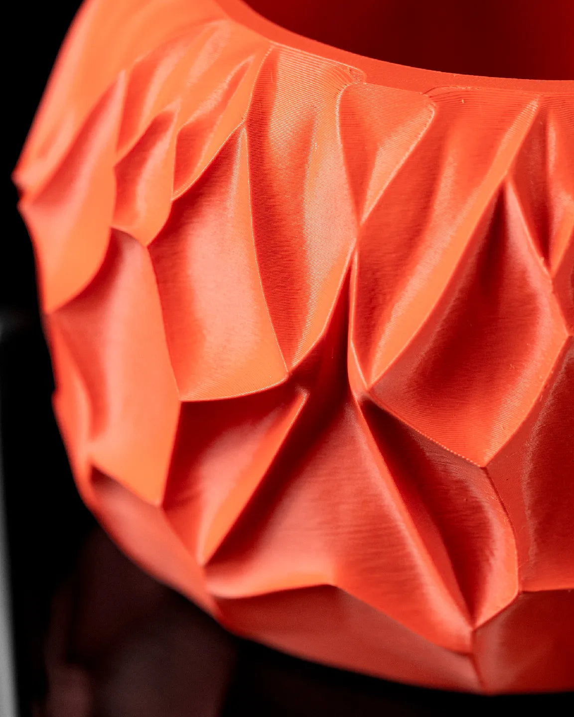 Flamefold Planter – Sculpted 3D Printed Pot (Eco-Friendly PLA)