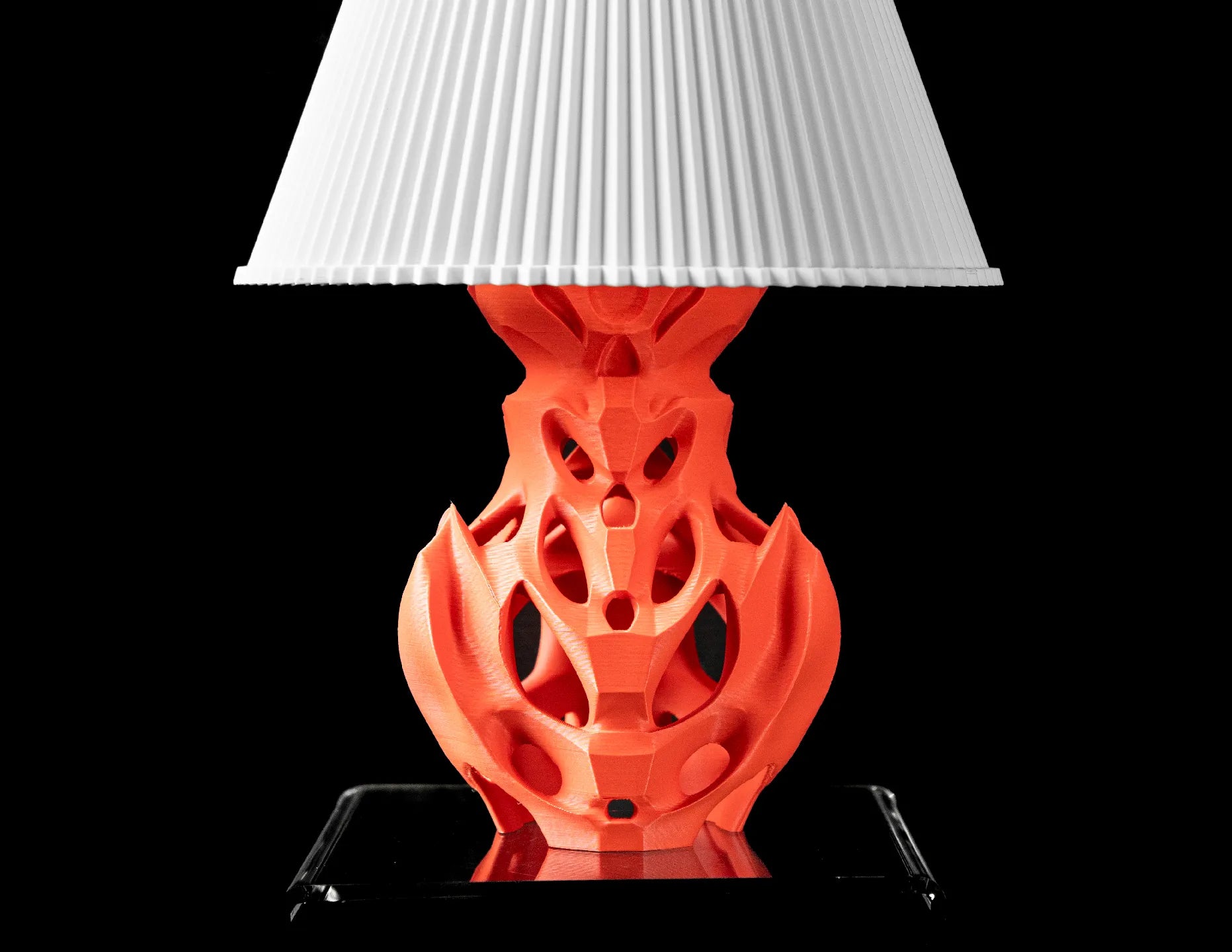 Ember Lithophane Lamp – Light Born from Fire and Form